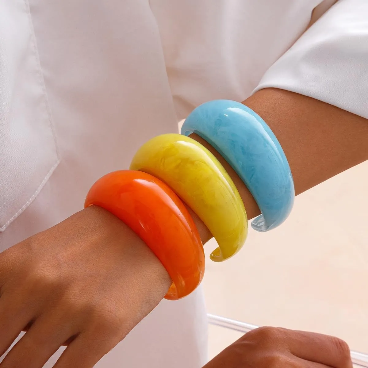 Colorful Acrylic Resin Open Cuff Bracelets Simple Transparent Chunky Thick Bangle Statement Irregular Geometric Resin Wide Wristband Chunky Acetate Wrap Cuff Bracelets