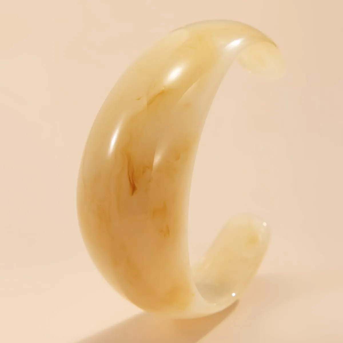 Colorful Acrylic Resin Open Cuff Bracelets Simple Transparent Chunky Thick Bangle Statement Irregular Geometric Resin Wide Wristband Chunky Acetate Wrap Cuff Bracelets