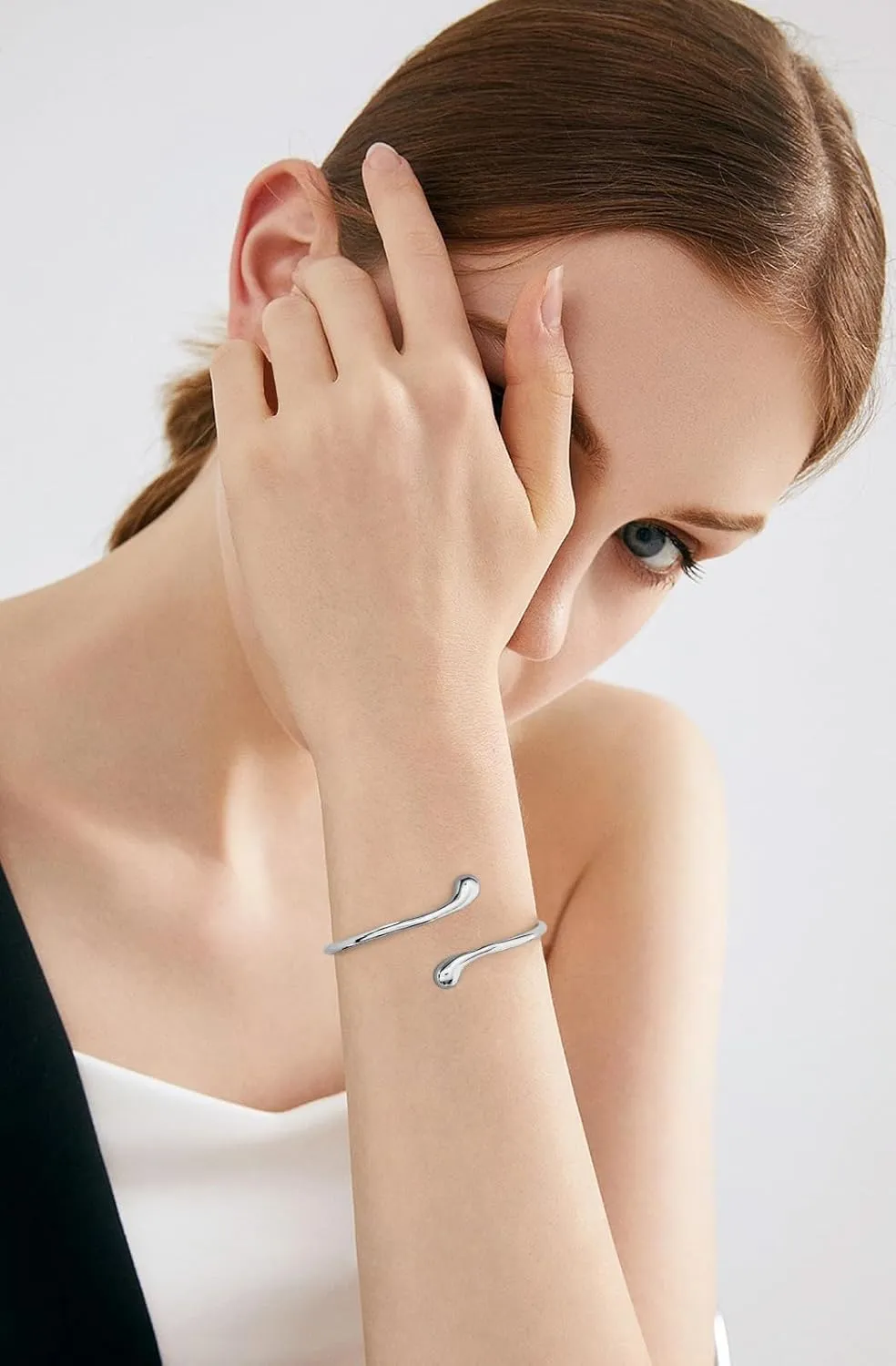 Dainty Thin Cuff Bangle Bracelets for Women Adjustable Gold Cuff Bracelet Minimalist Gold Open Bangle Wrist Cuff Bracelets