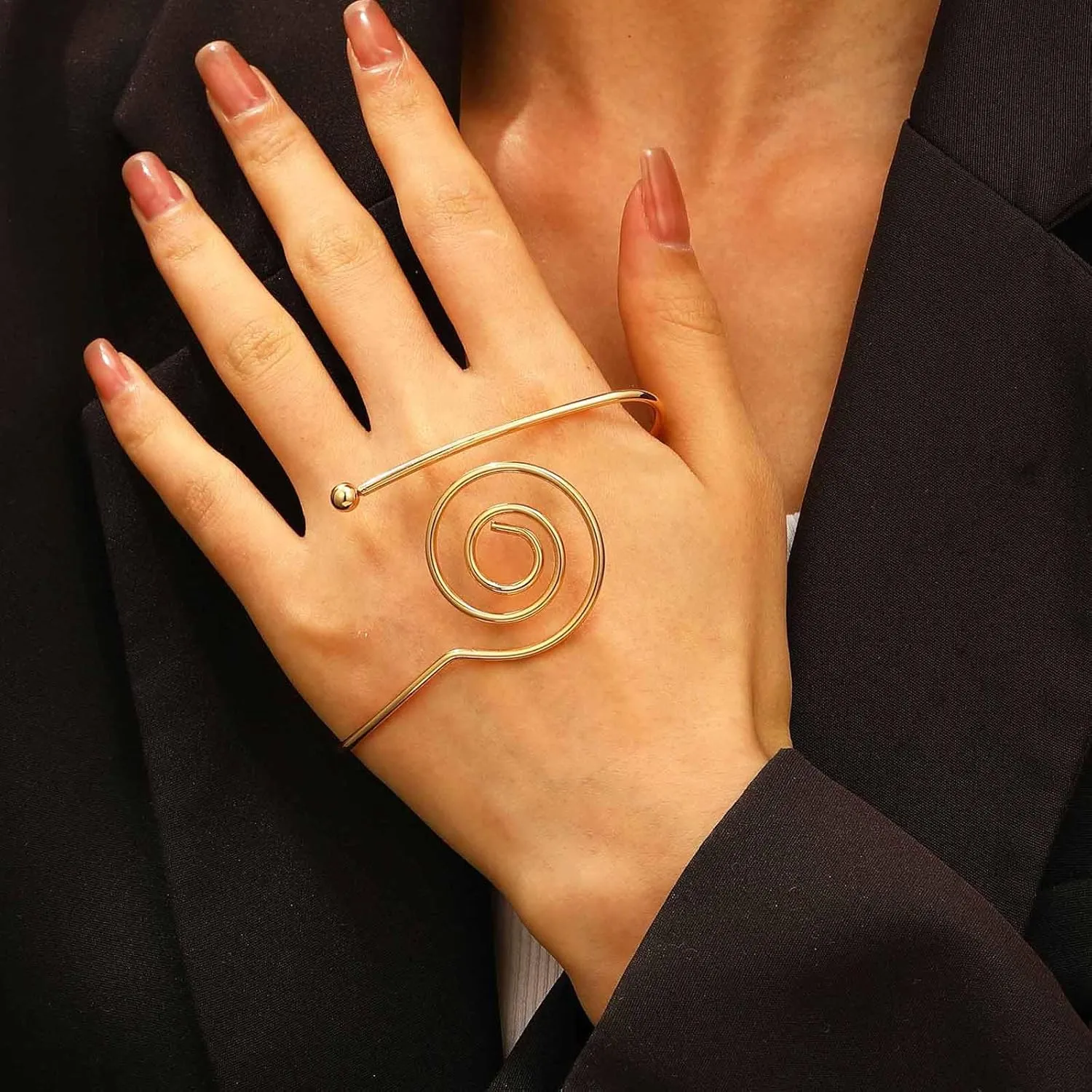 Swirl Cuff Hand Palm Bracelet Gold Swirl Cuff Bracelet Statement Metal Coil Hand Bracelet Open Bangle Adjustable Wrap Bracelet Hand Palm Cuff Bangle Bracelet